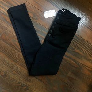 NWT Joe’s Jeans High Waist Button Front Denim!